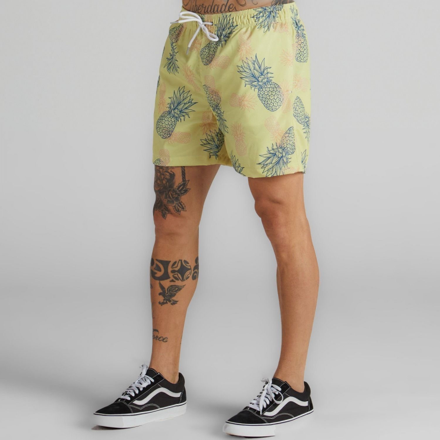 Water Shorts Frutas Amarelo