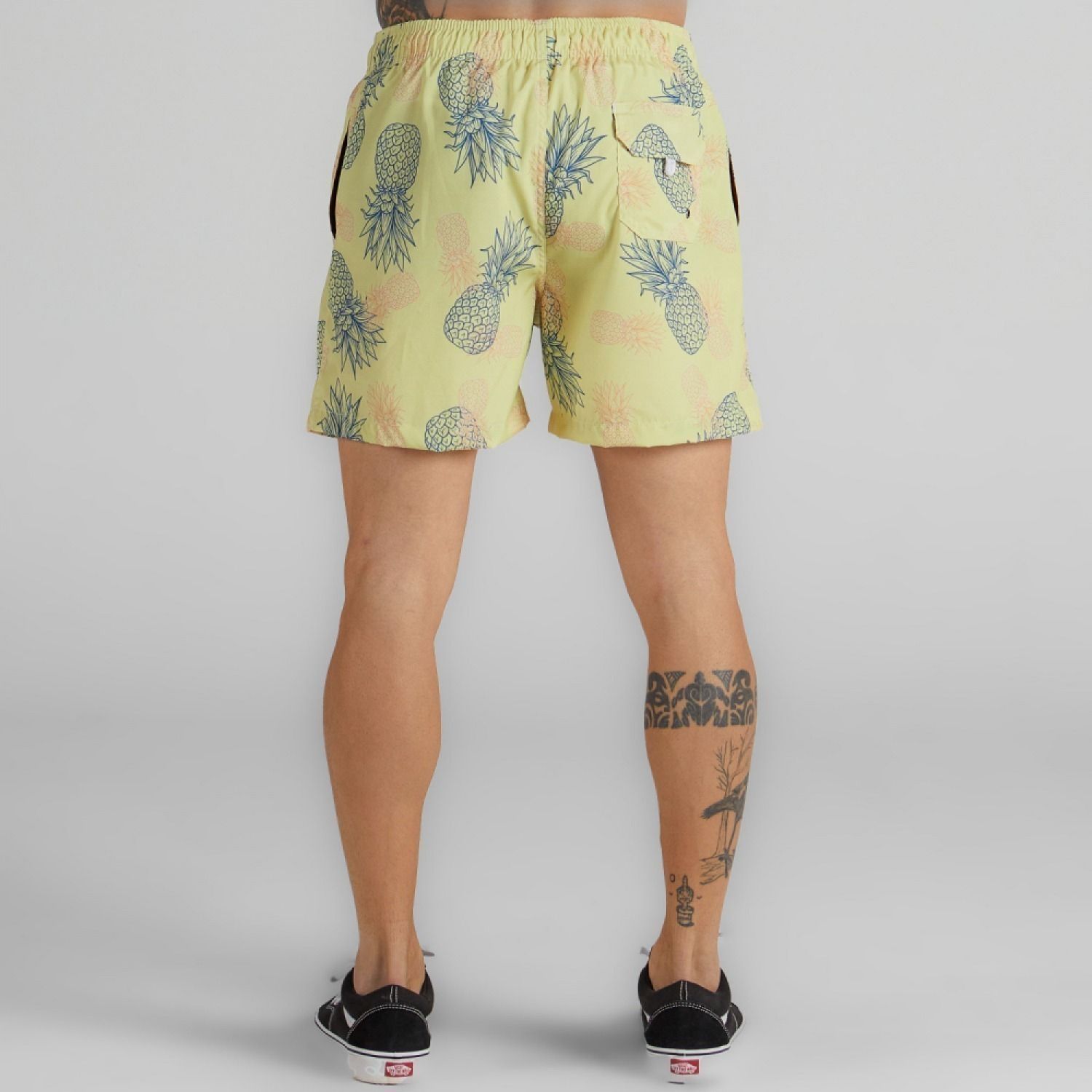 Water Shorts Frutas Amarelo