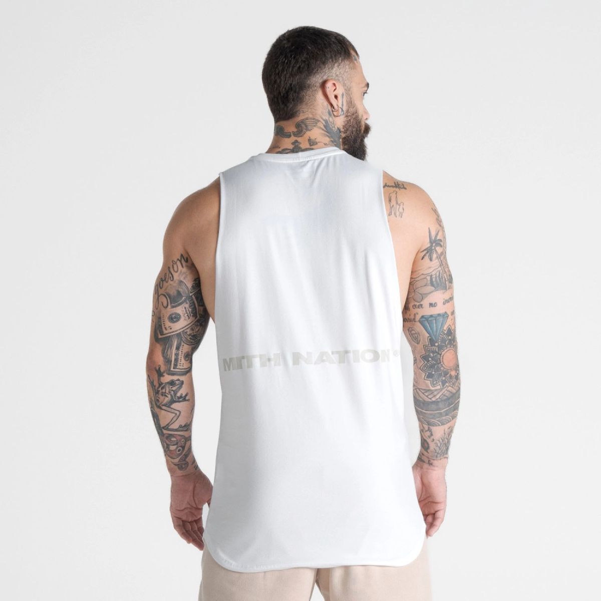 Regata Cut Off Mith Nation Fluor Off White