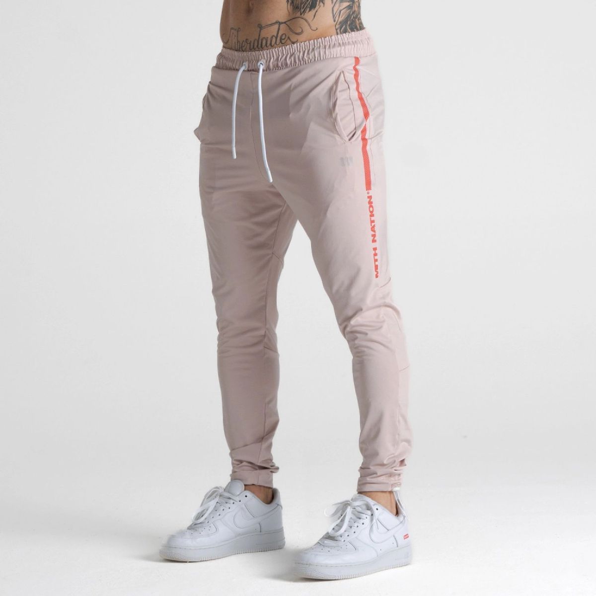 Jogger Aerobic Mith Nation Off White