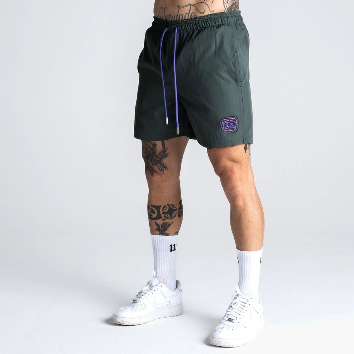 Shorts de Tactel Forrado Comam Frutas Verde