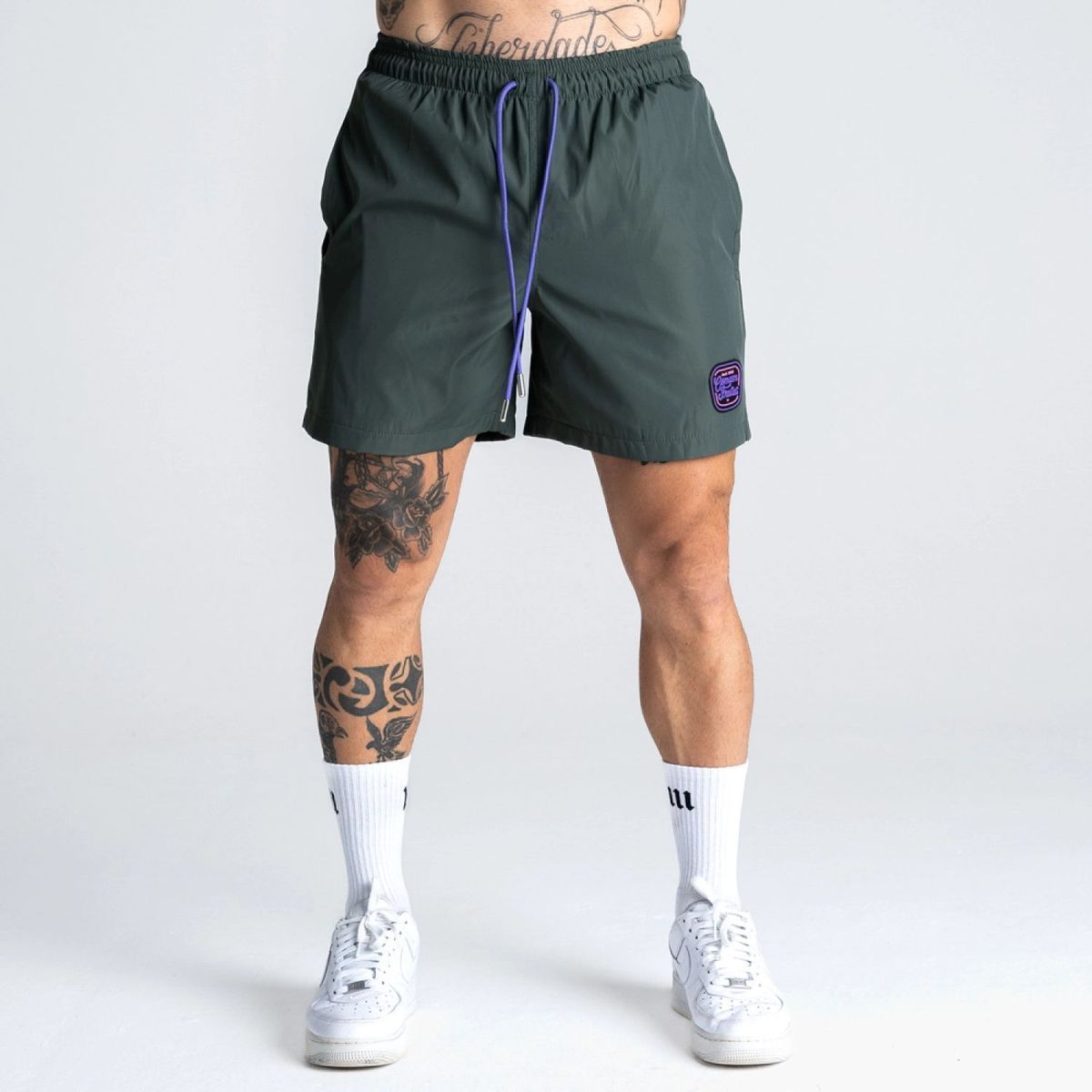 Shorts de Tactel Forrado Comam Frutas Verde