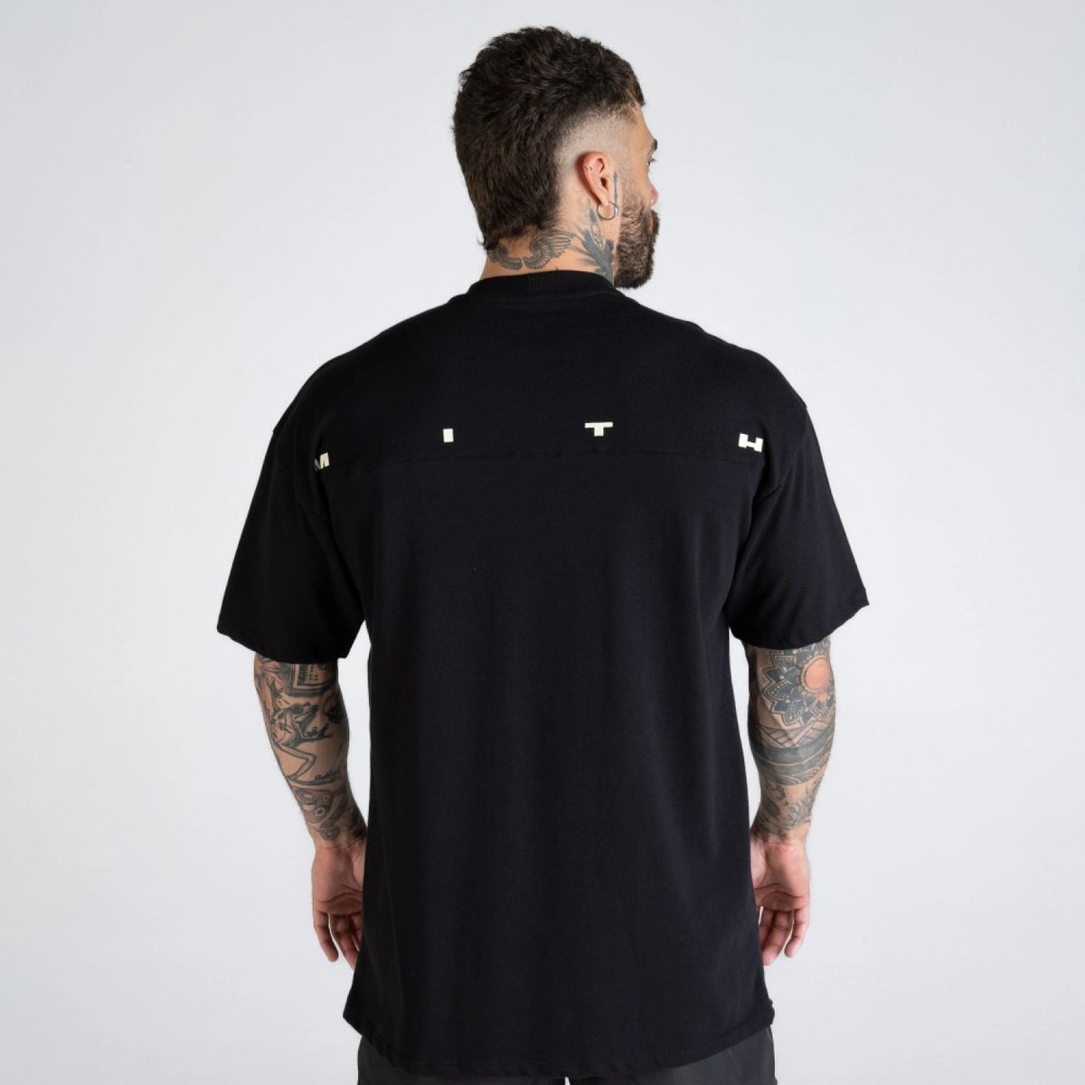 Camiseta Oversized Mith Nation Profile Preto