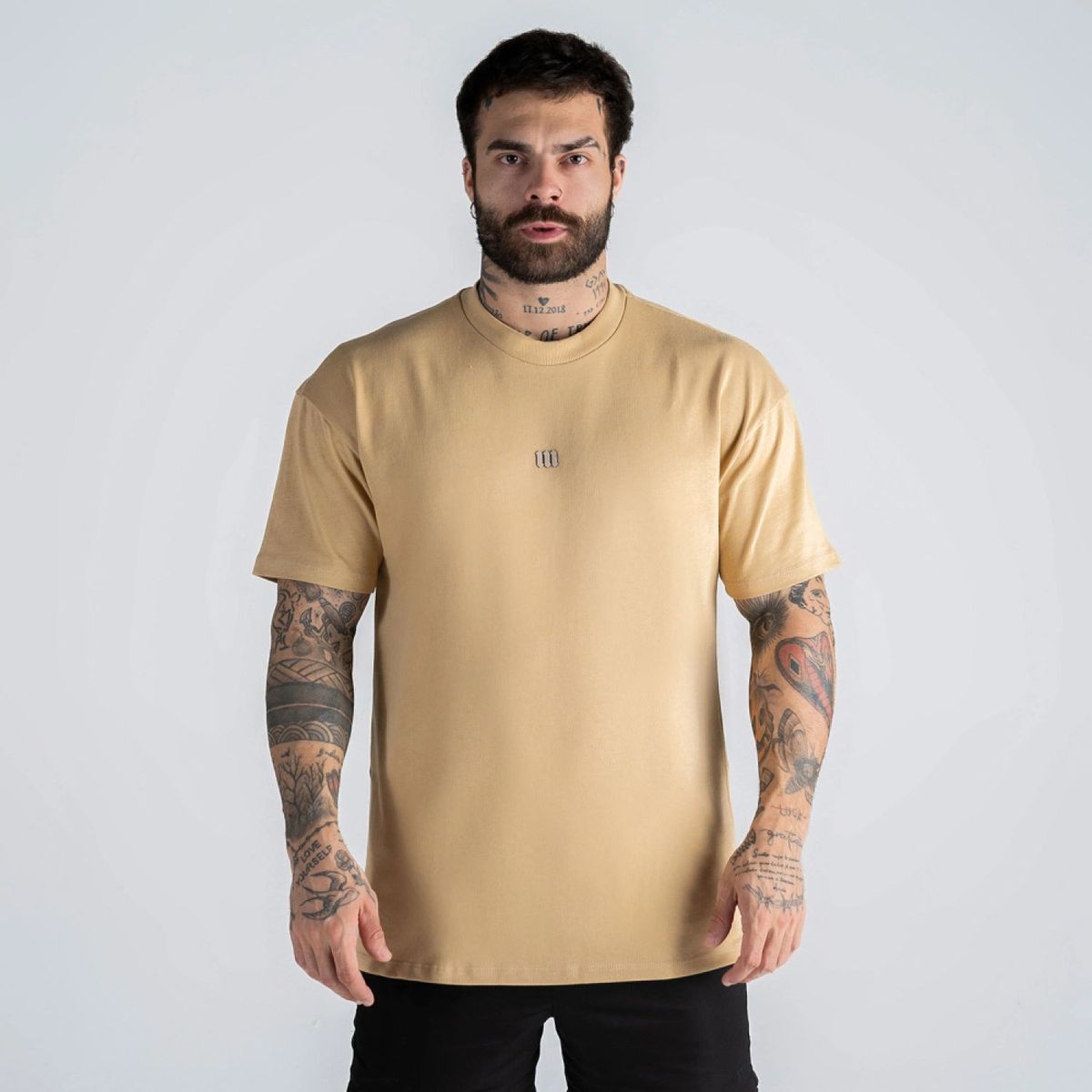 Camiseta Oversized Mith Nation Essentials Bege