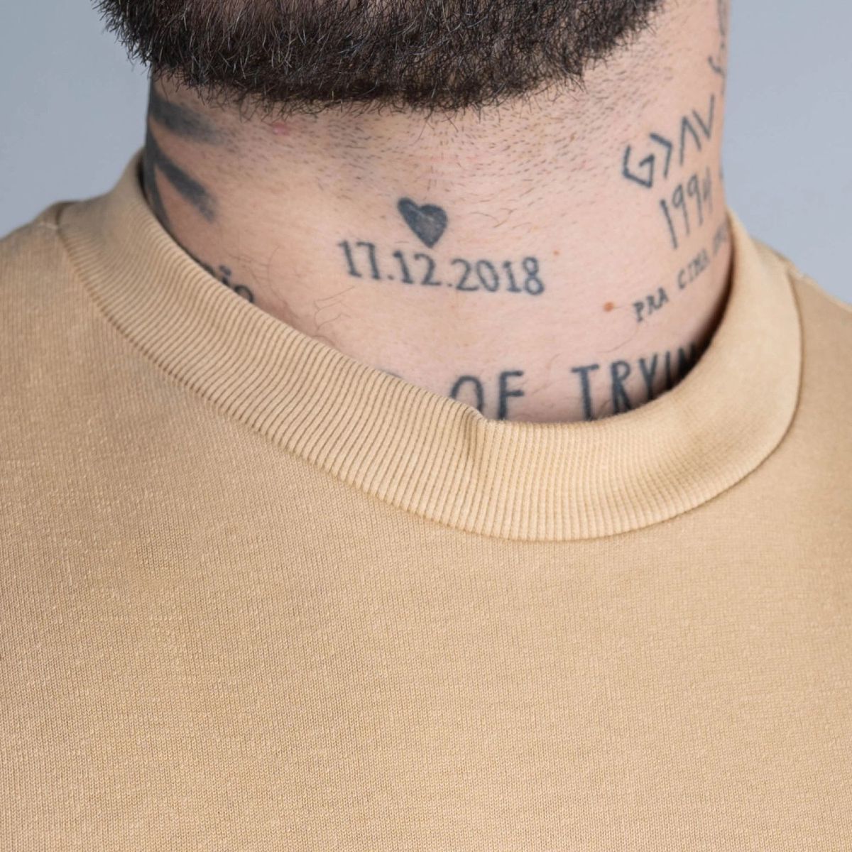 Camiseta Oversized Mith Nation Essentials Bege