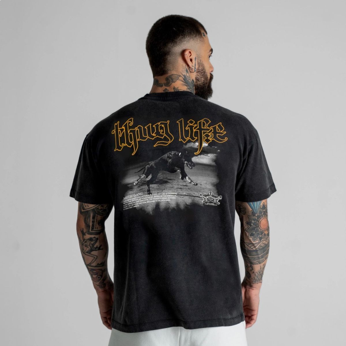 Camiseta Oversized Estonada Mith Gang Preto