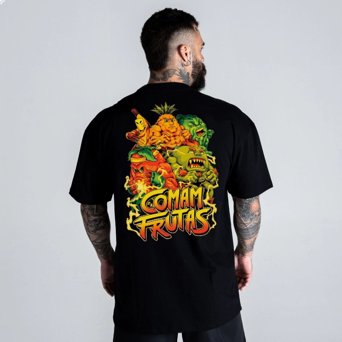 Camiseta Oversized Comam Frutas Fruit Fighters Preto