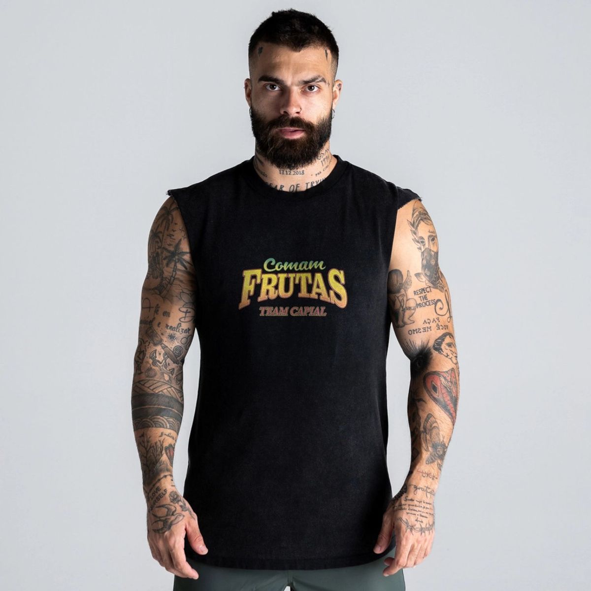 Regata Drop Shoulder Slevelles Estonada Comam Frutas Preto