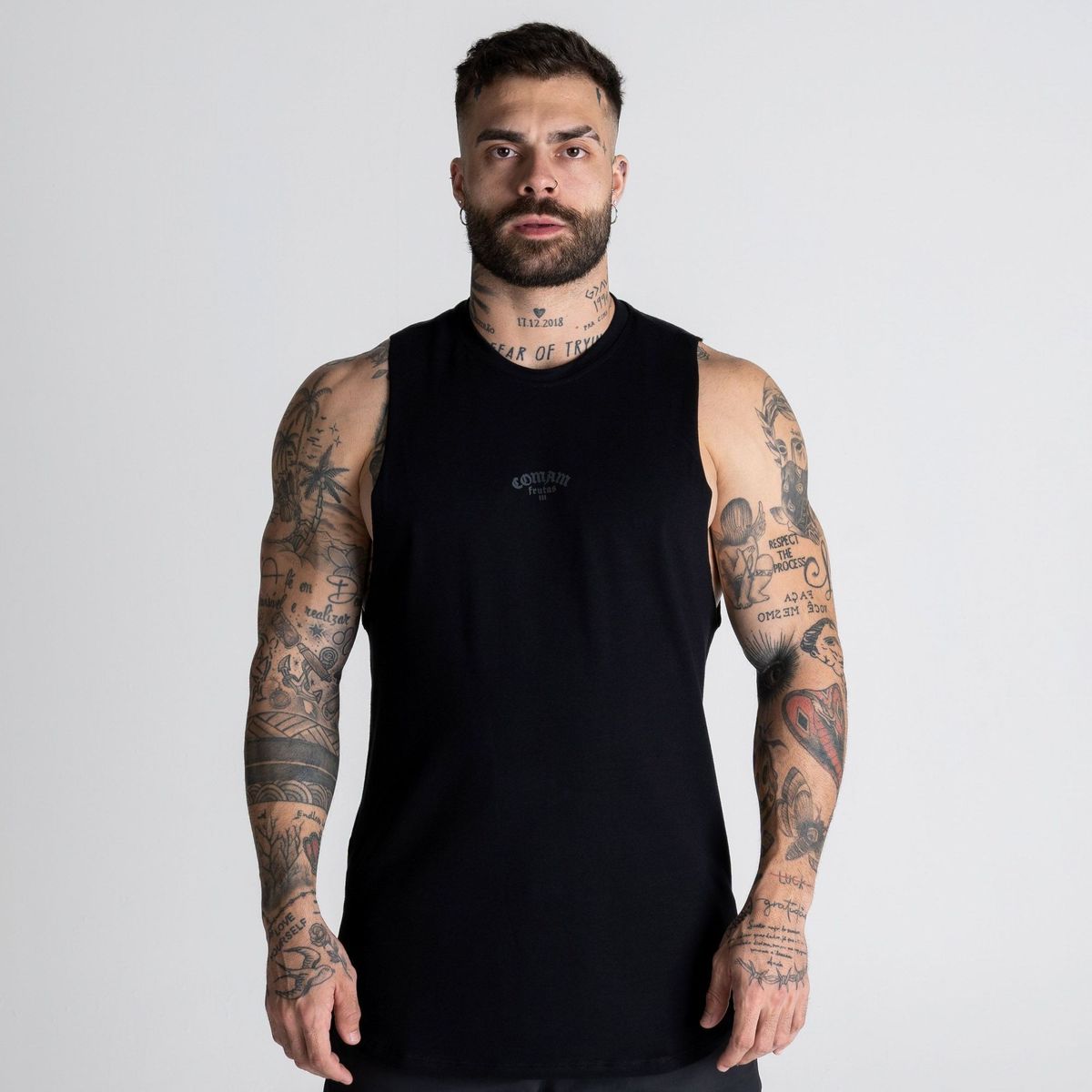 Regata Cut Off Comam Frutas Holografic Preto