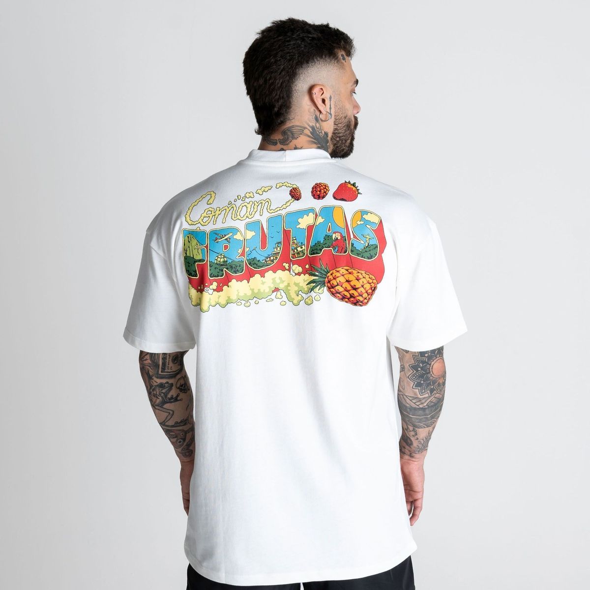 Camiseta Oversized Comam Frutas Postcard Off White
