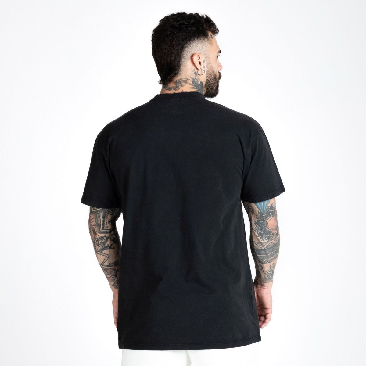 Camiseta Oversized Estonada Comam Frutas Dogs Fruits Preto