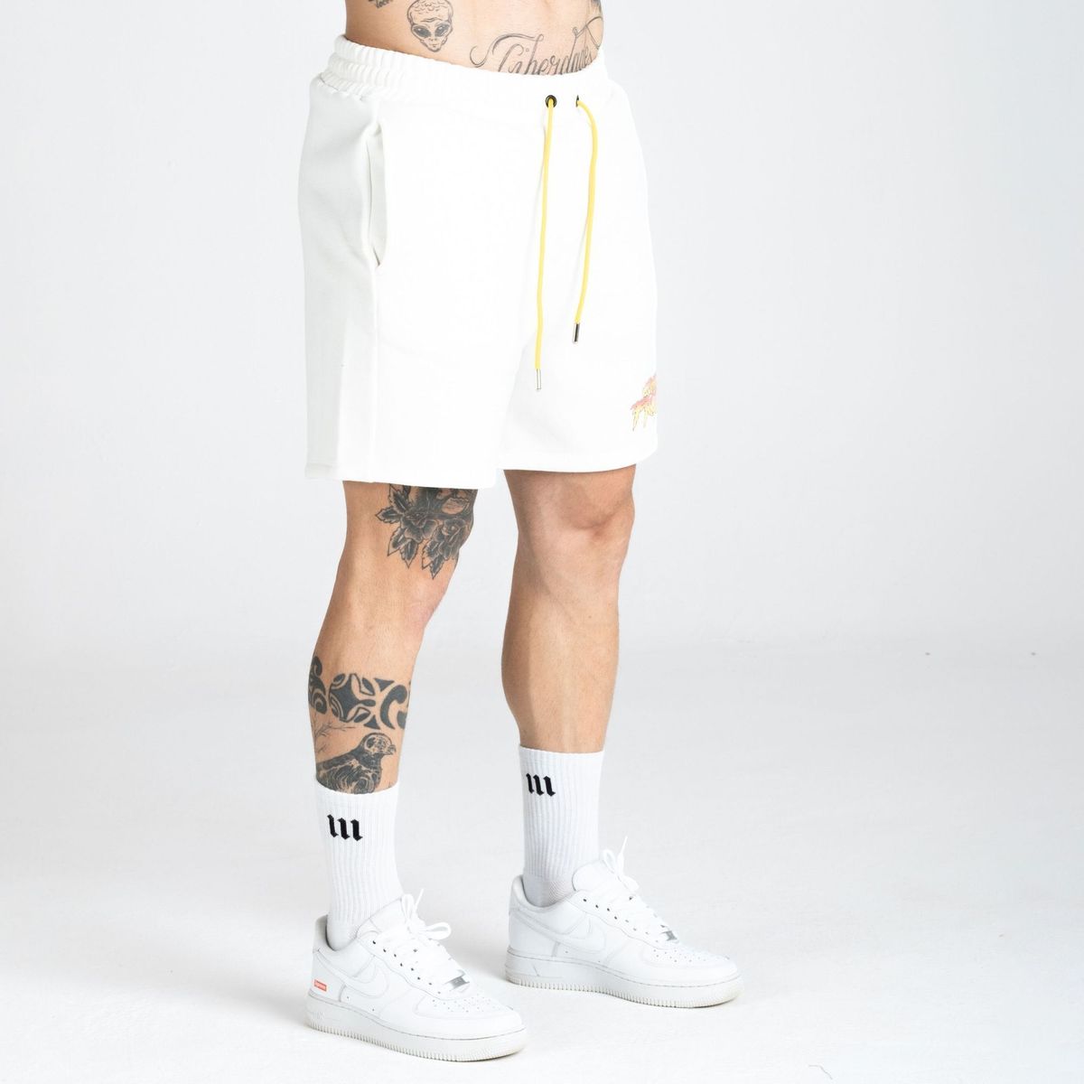 Shorts de Moletom Comam Frutas Off White