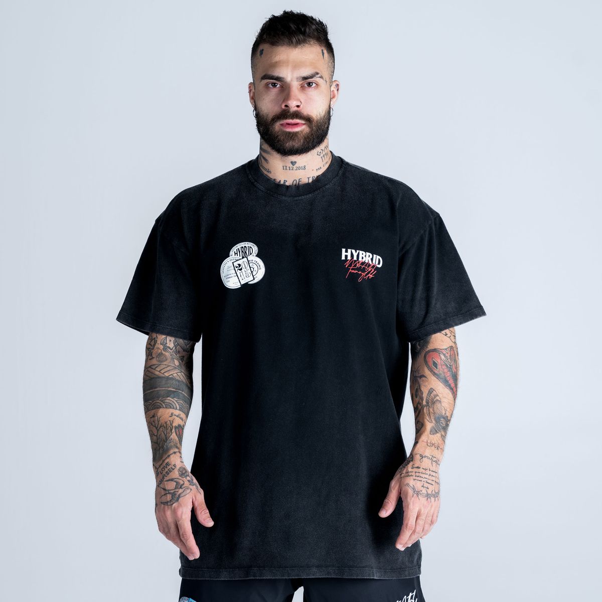 Camiseta Oversized Estonada Mith Athl Stamps Departaments Preto