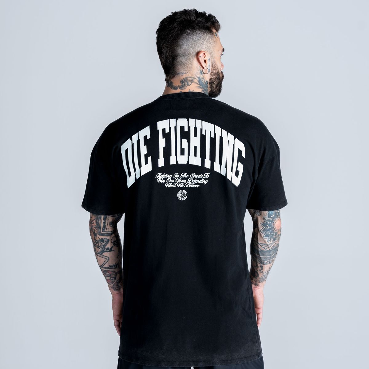 Camiseta Oversized Estonada Mith Athl Die Fighting Preto