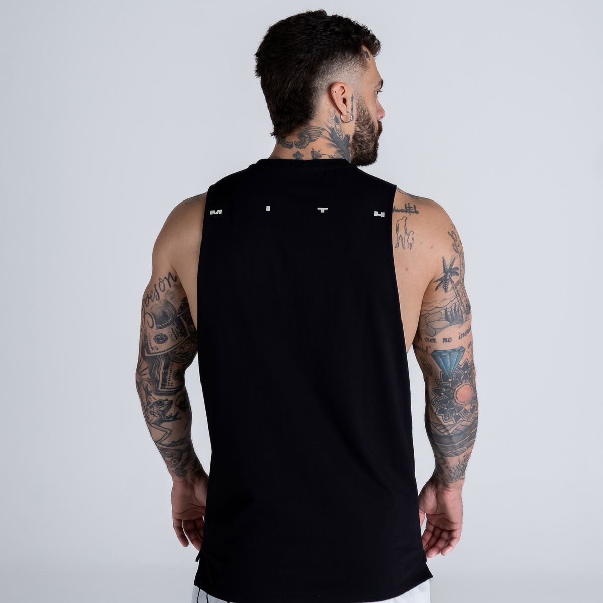 Regata Cut Off Mith Nation Profile Preto