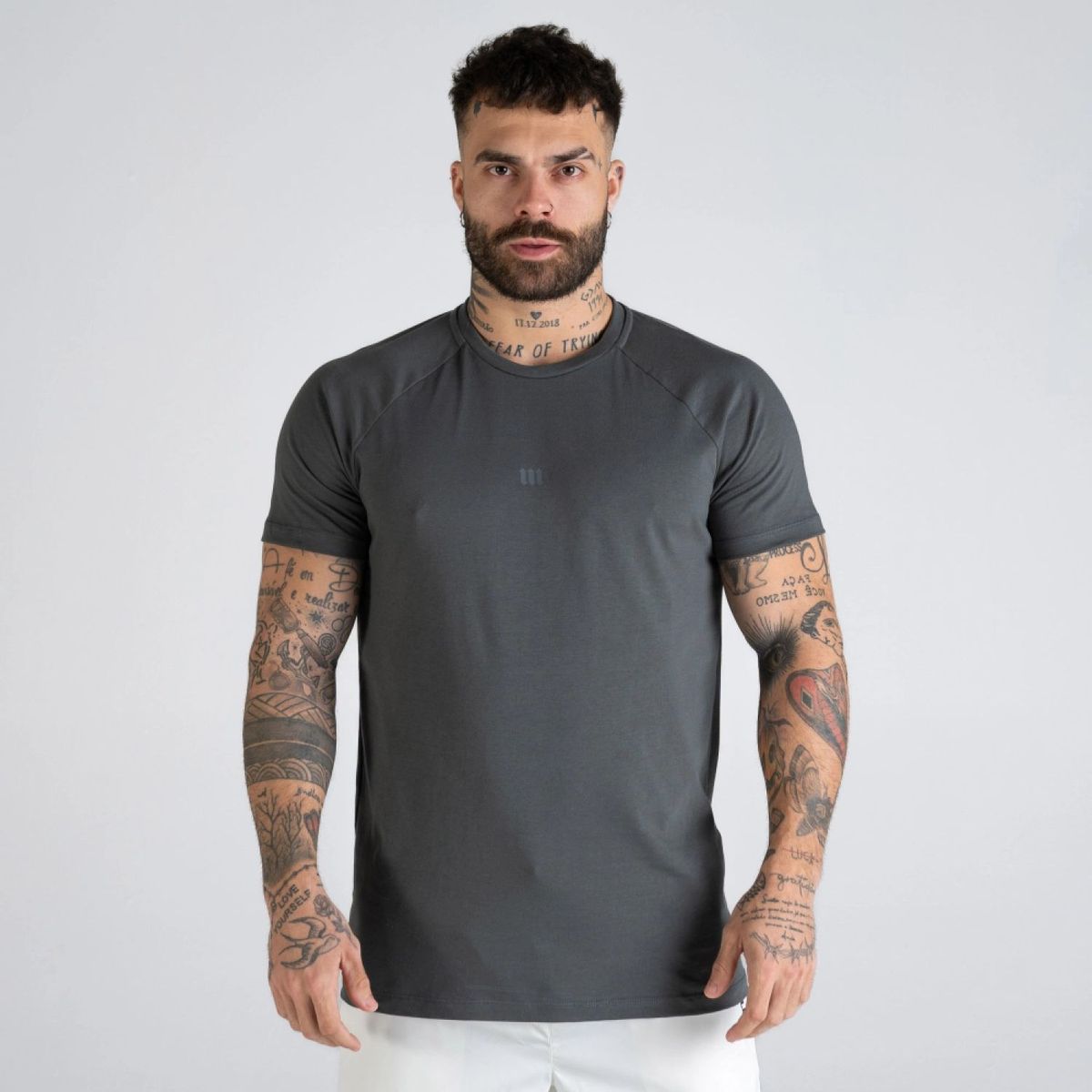 Camiseta Raglan Mith Nation Peruvian Chumbo