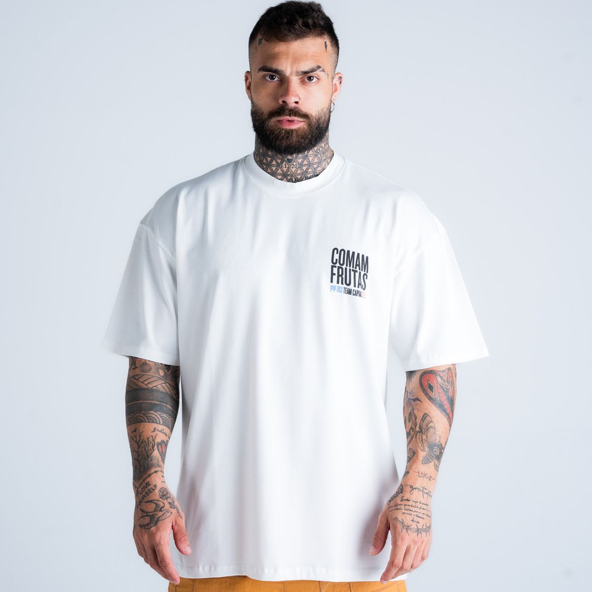 Camiseta Oversized Comam Frutas Team Capial Off White