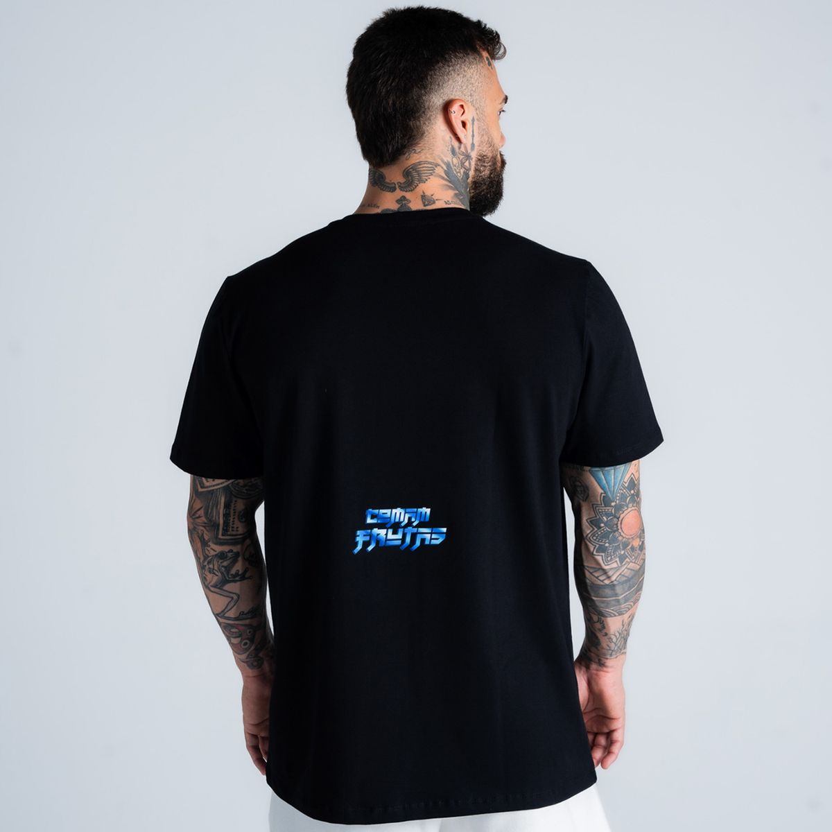 Camiseta Comam Frutas Metalic Logo Preto