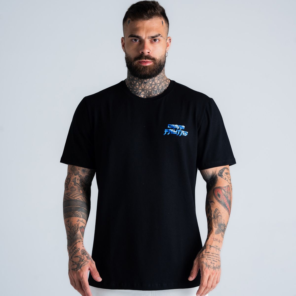 Camiseta Comam Frutas Metalic Logo Preto