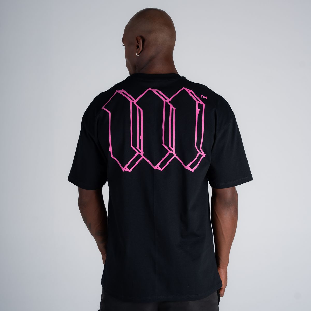 Camiseta Oversized Mith Nation Cubic Preto