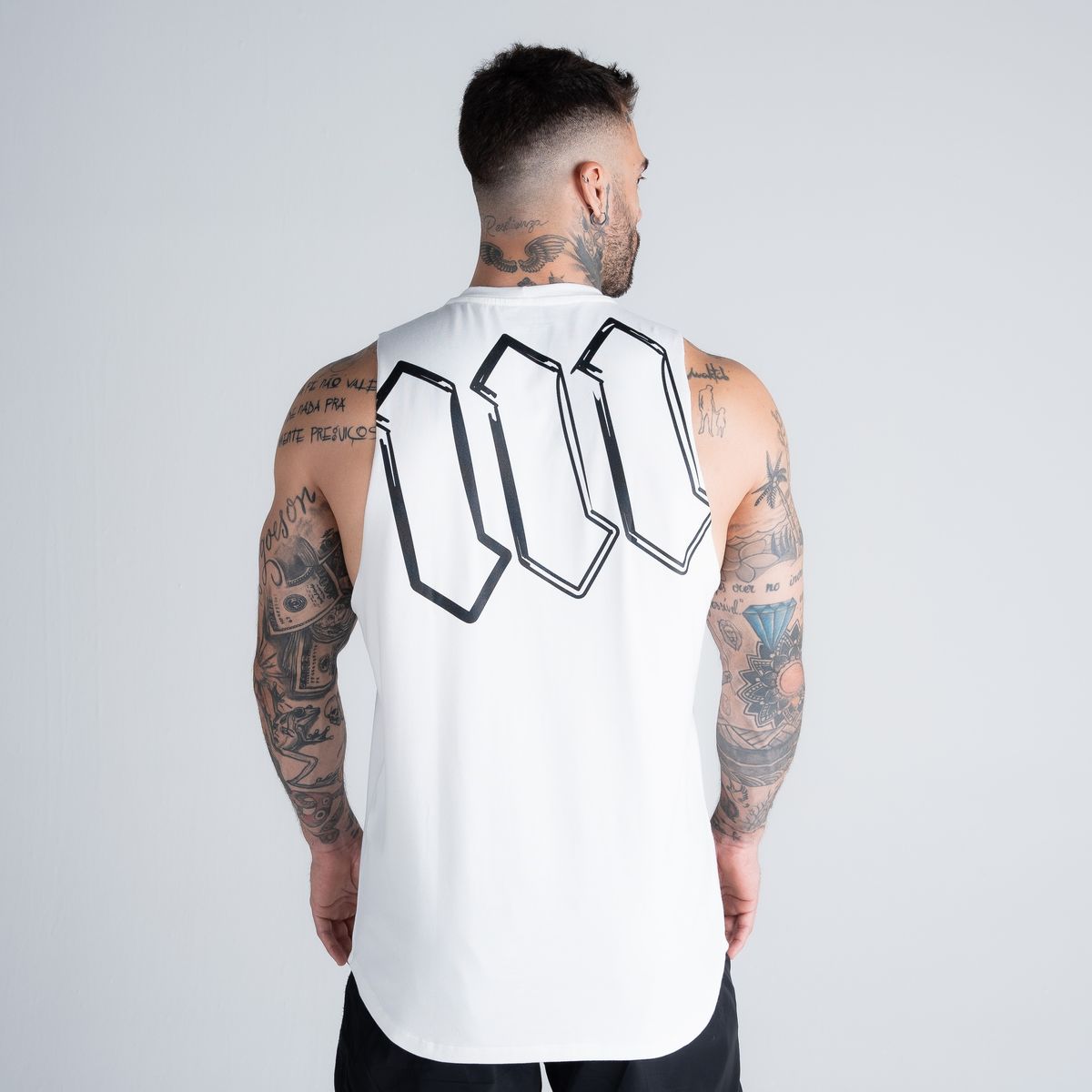 Regata Cut Off Mith Nation Doodle Off White