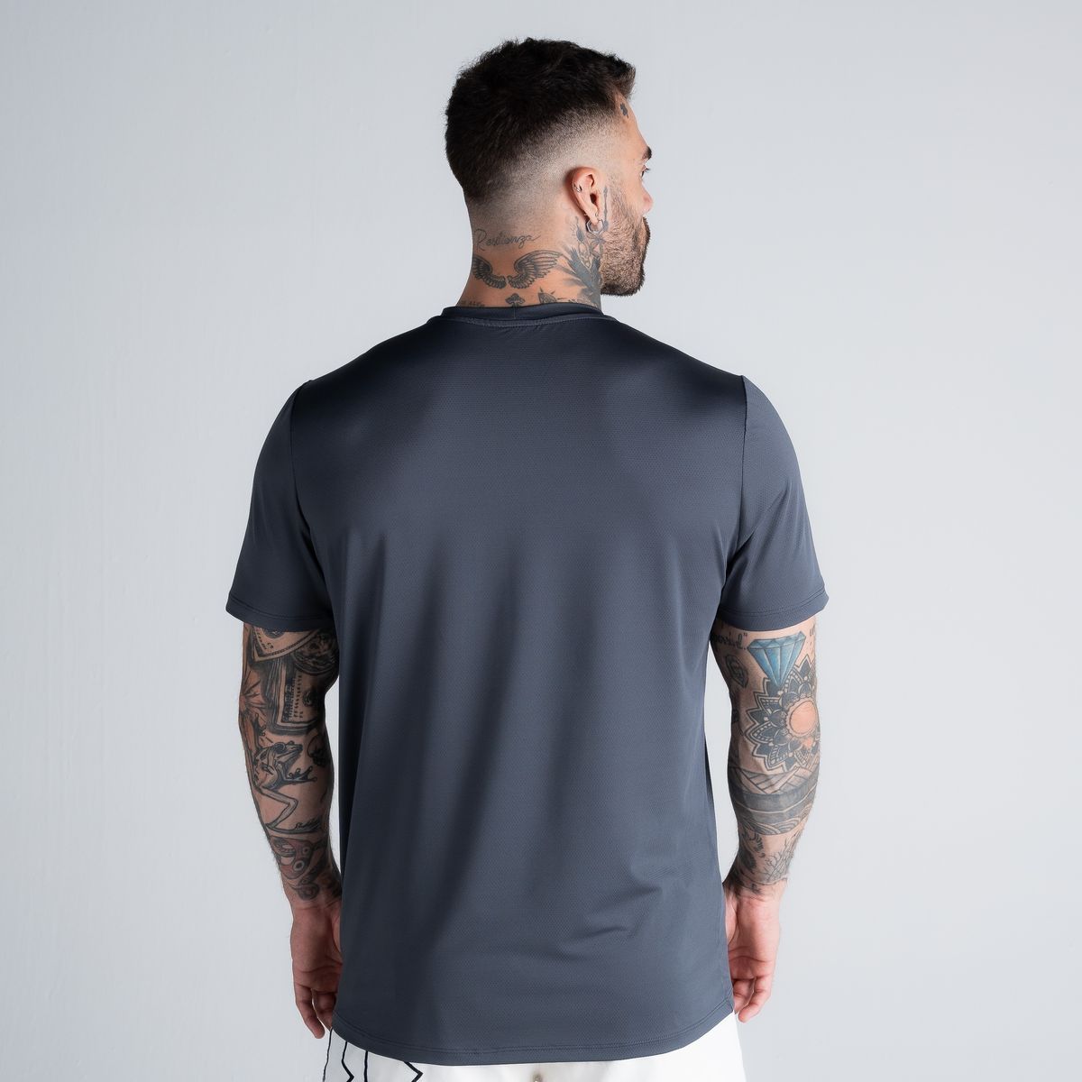 Camiseta Dry Fit Logo Chumbo