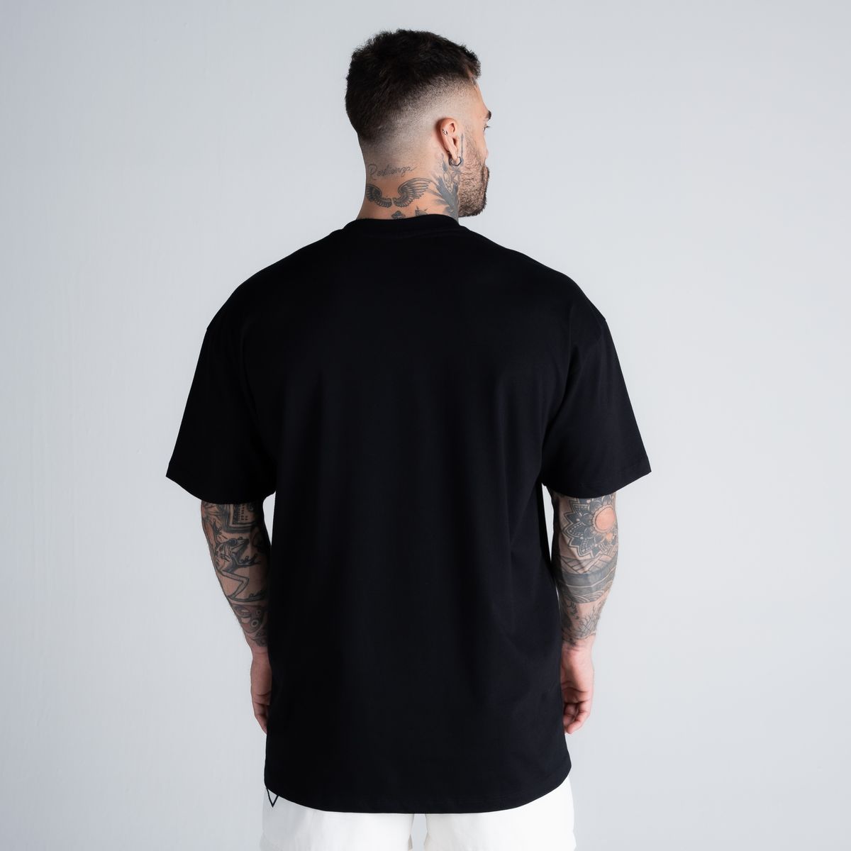 Camiseta Oversized Mith Nation Soft Logo Preto