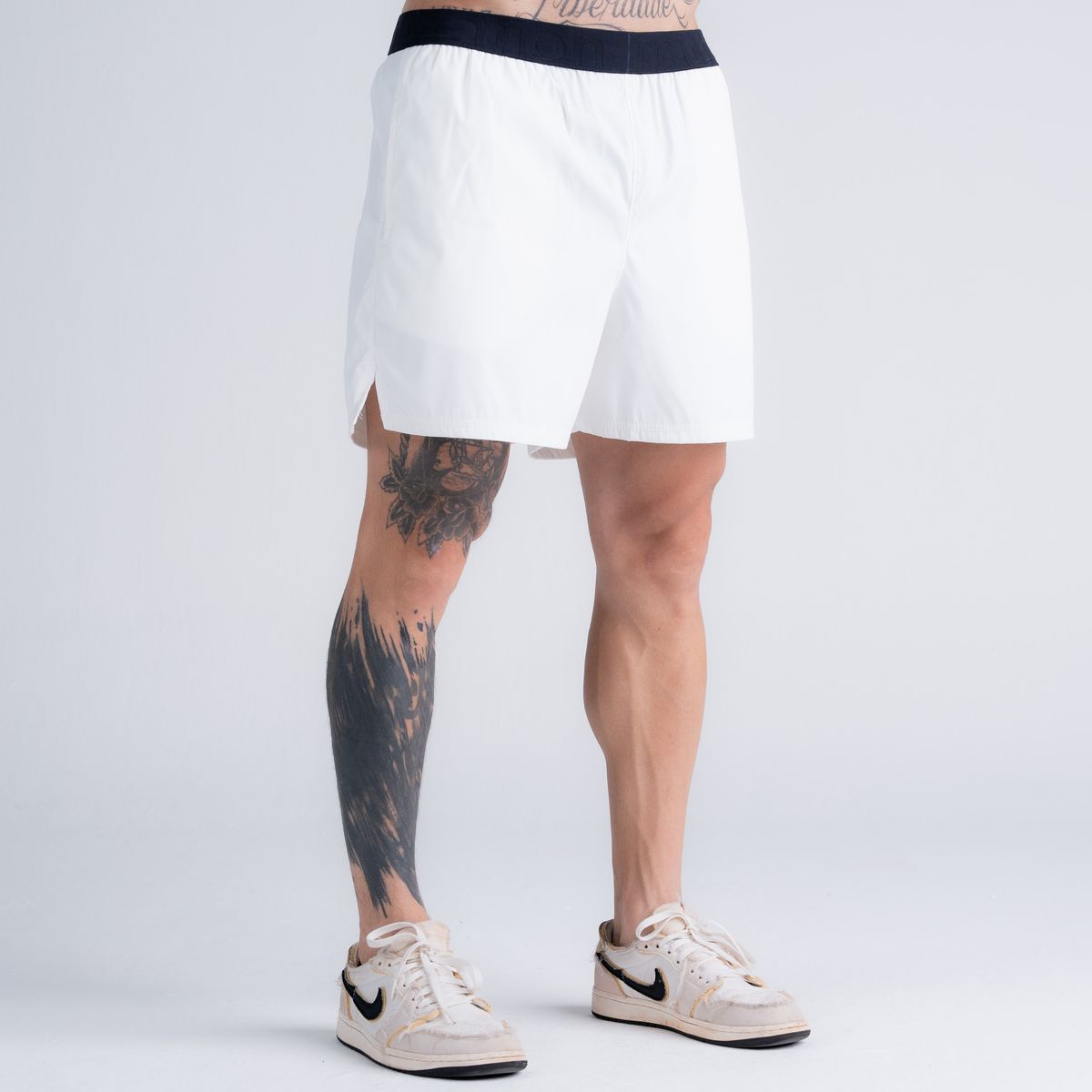 Shorts Curto de Tactel Performance Mith Nation Off White