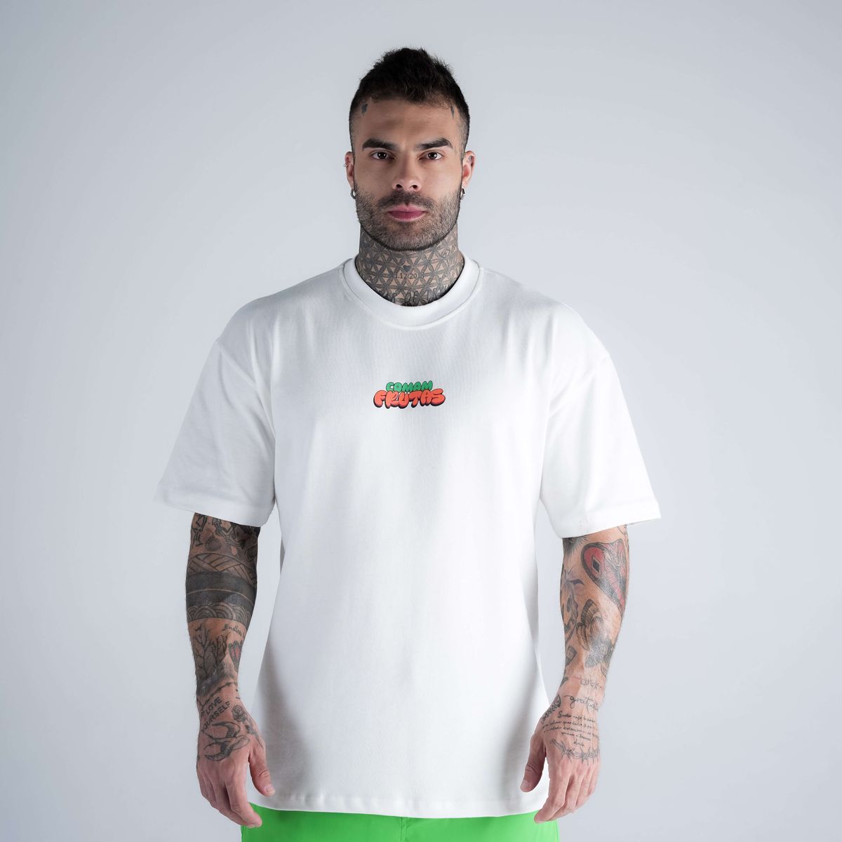 Camiseta Oversized Comam Frutas Toyart Off White