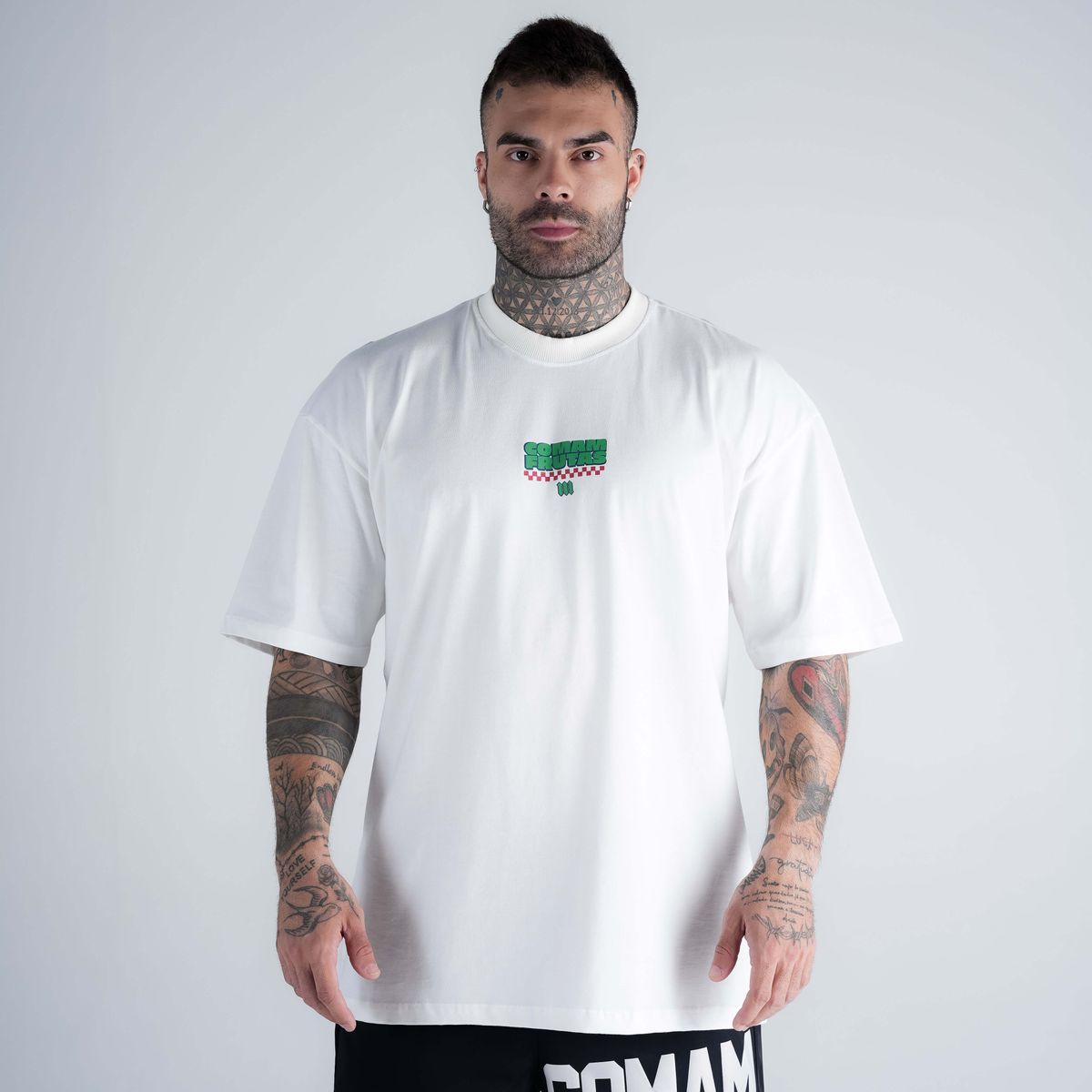 Camiseta Oversized Estonada Comam Frutas Burger Off White