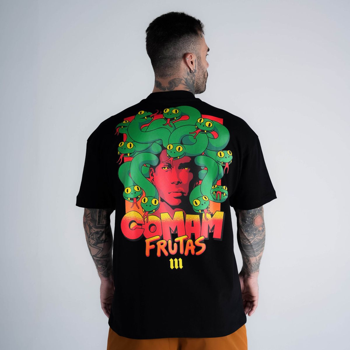Camiseta Oversized Comam Frutas Gorgons Preto