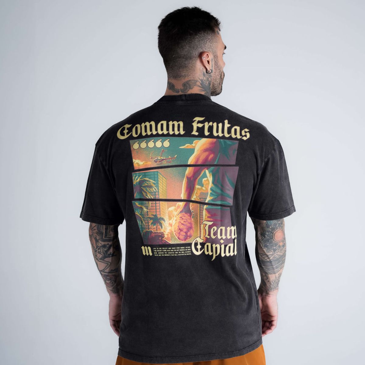 Camiseta Oversized Estonada Comam Frutas GTA Preto
