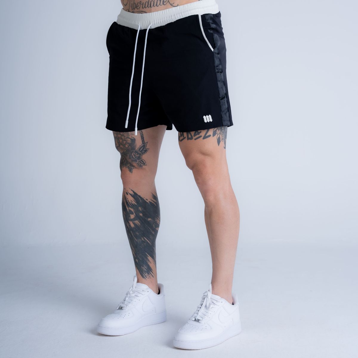 Shorts de Tactel Stripes Mith Nation Preto