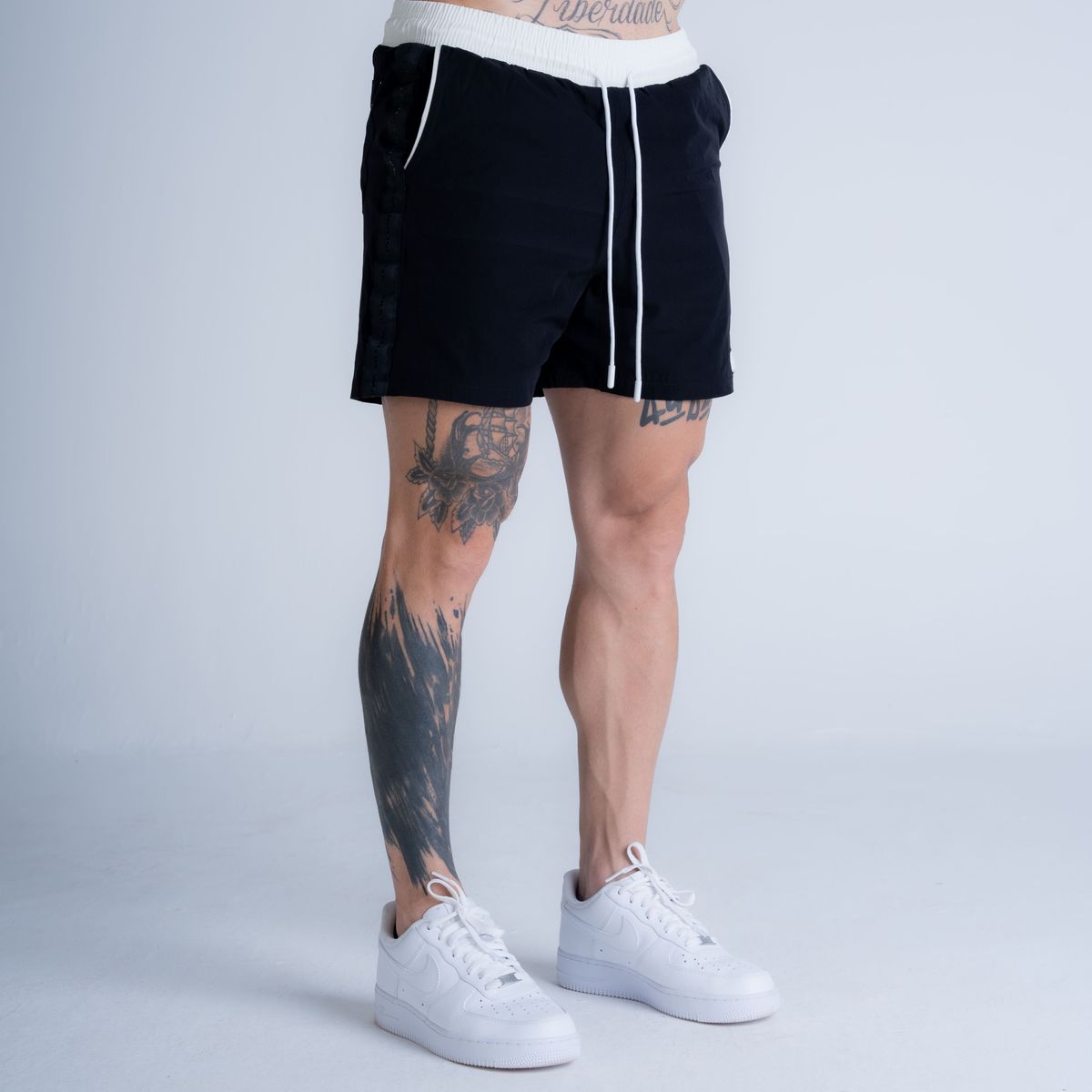 Shorts de Tactel Stripes Mith Nation Preto