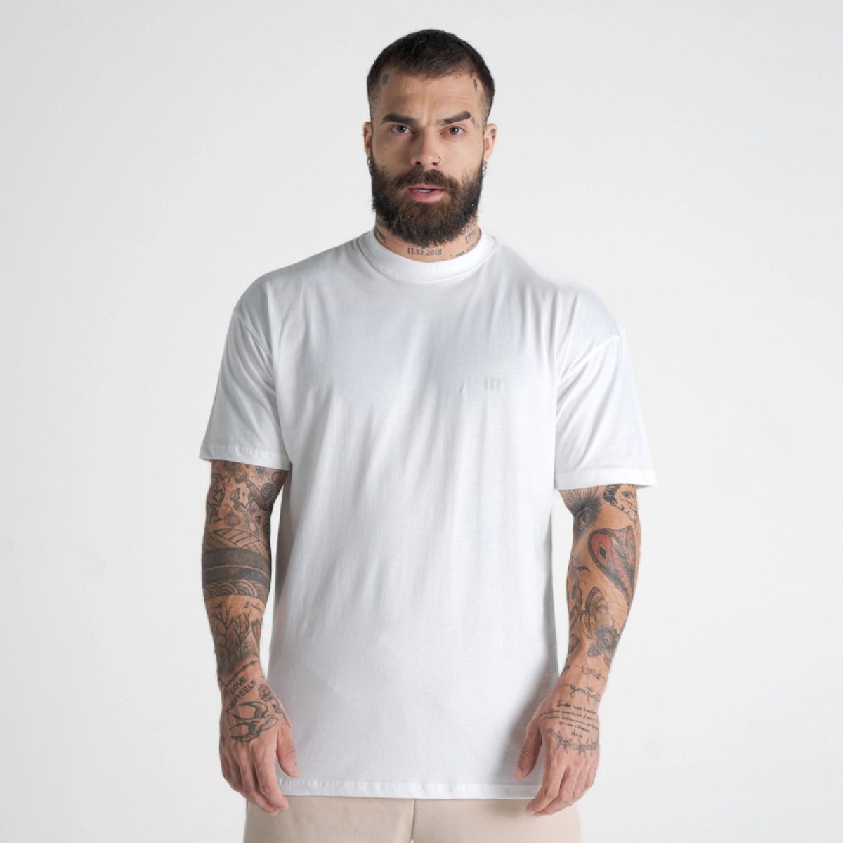 Camiseta Oversized Mith Nation Premium Essencials Off White