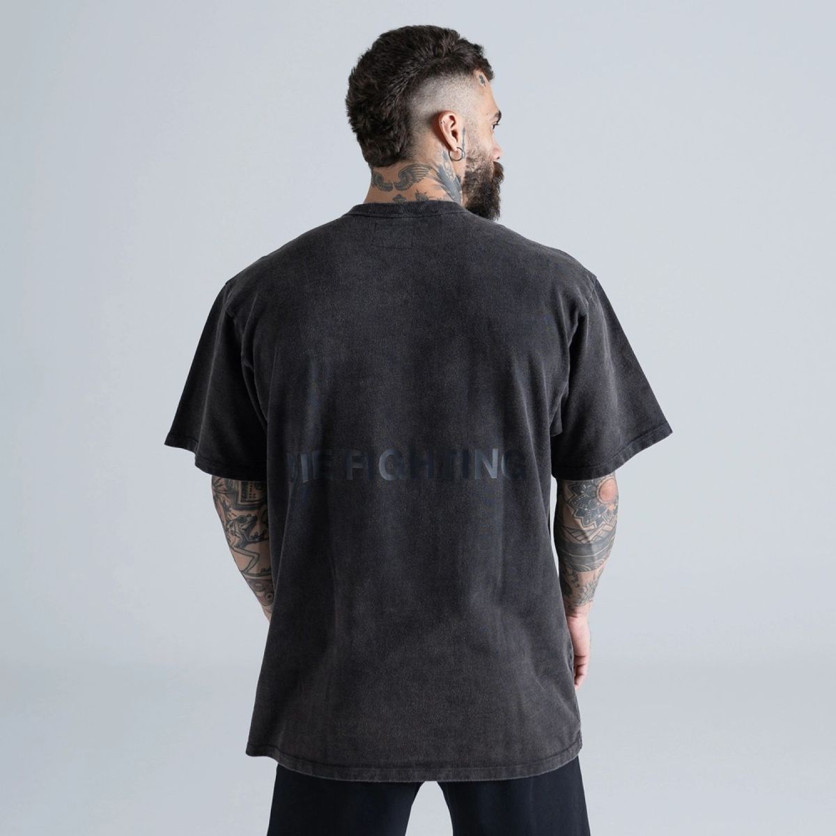Camiseta Oversized Estonado Mith Athl Die Fighting Preto