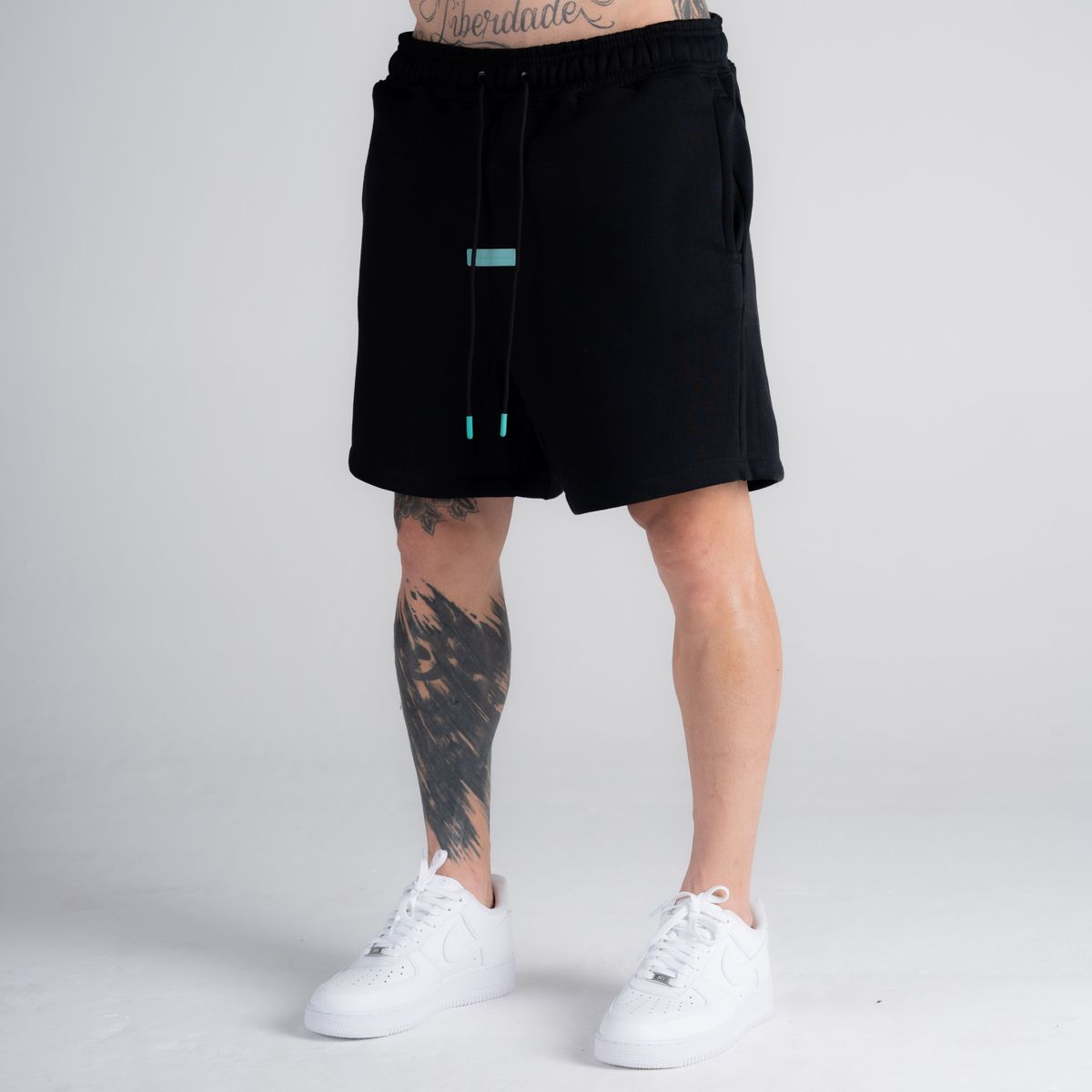 Shorts de Moletom Mith Aesthetics Preto