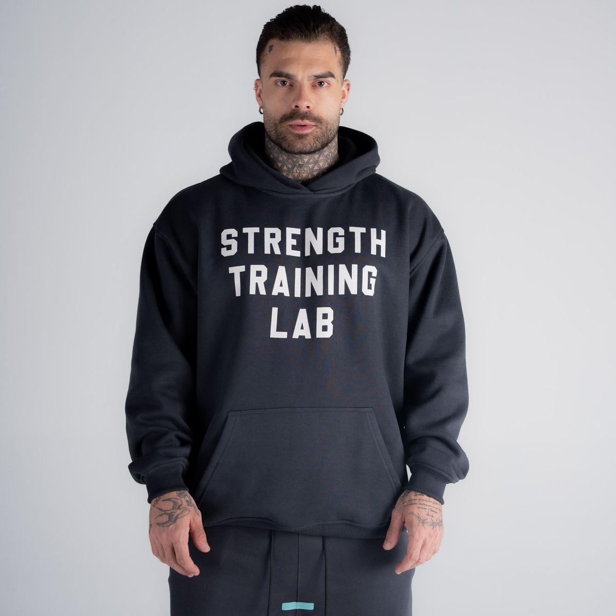 Blusa de Moletom Oversized Mith Strength Training Lab Cinza
