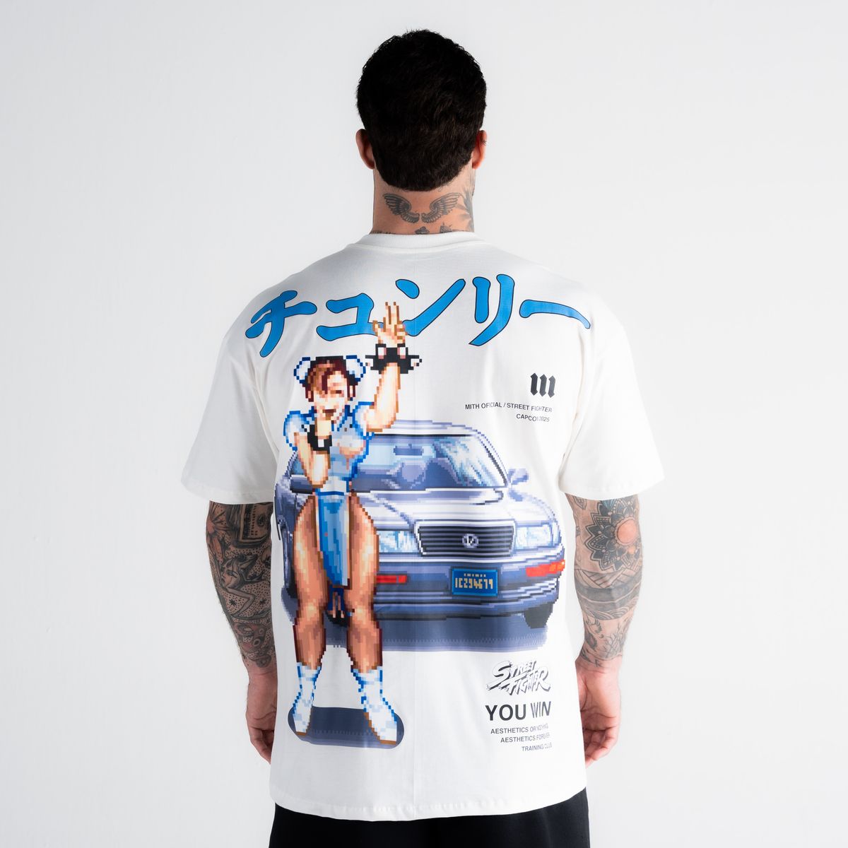 Camiseta Oversized Street Fighter Chun Li Off White