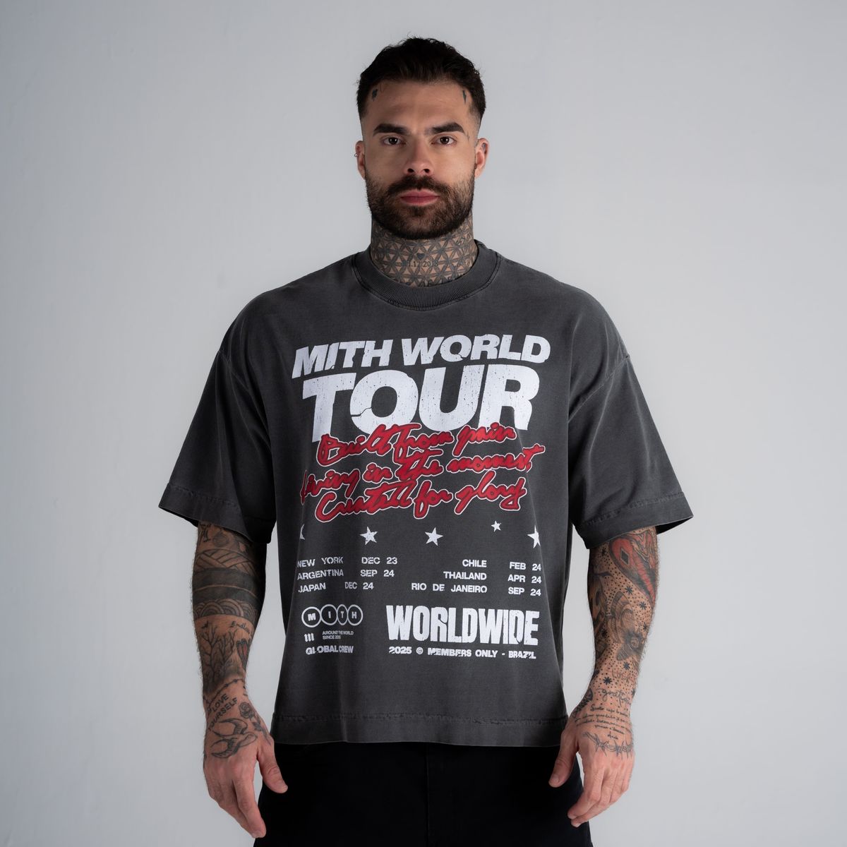 Camiseta Box Estonada Mith Tour Cinza