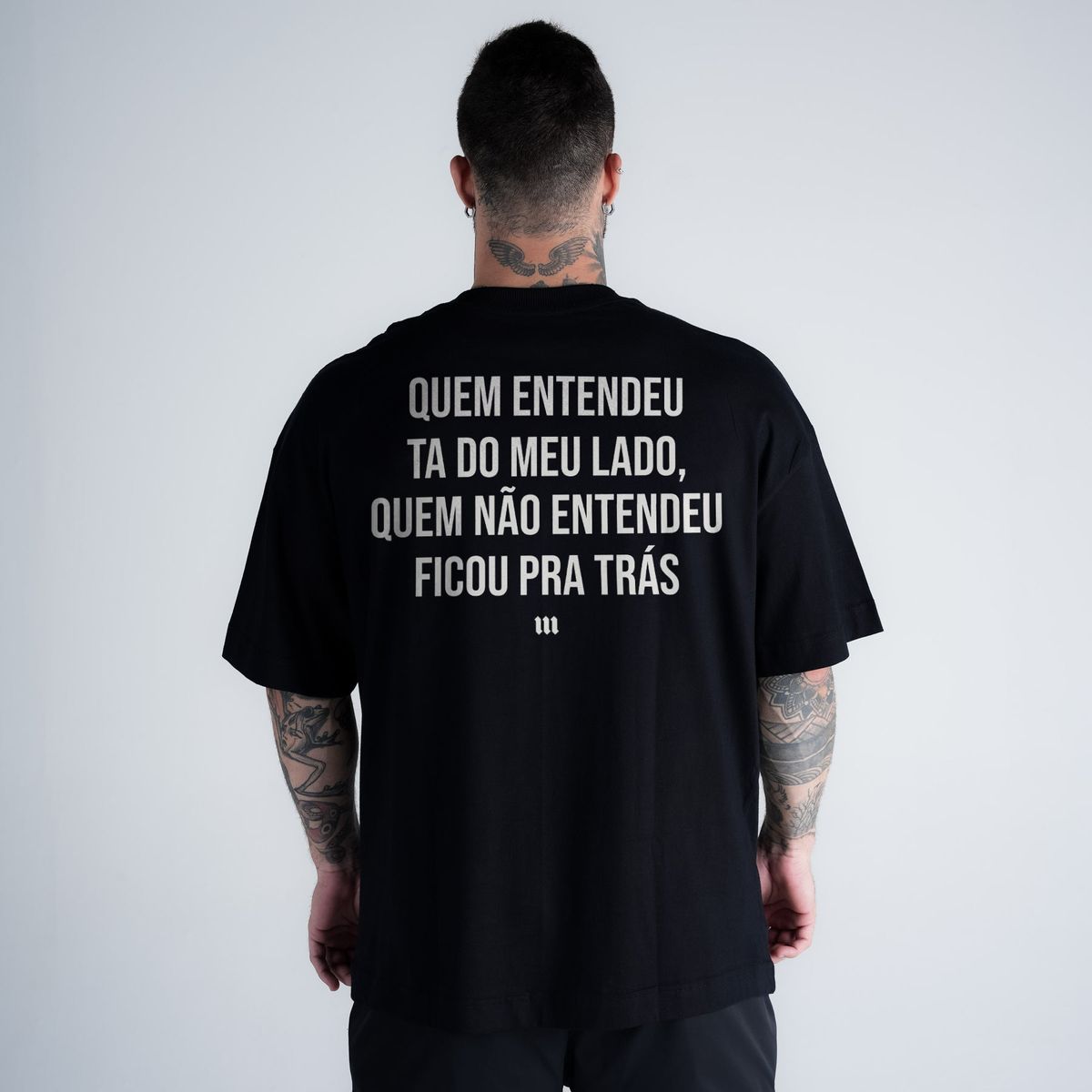 Camiseta Oversized Mith Comam Frutas Quem entendeu Preto